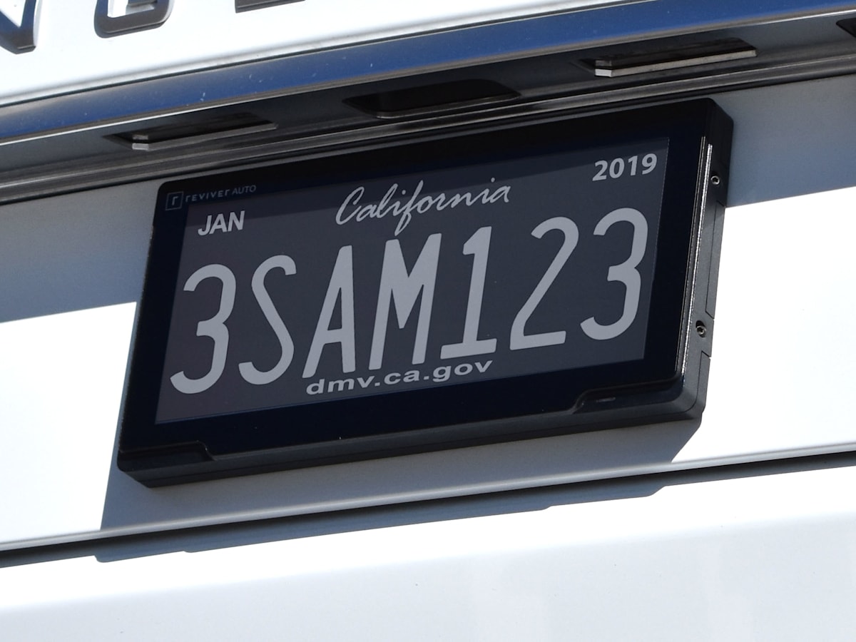 California Begins Digital Number Plate Trial Caradvice
