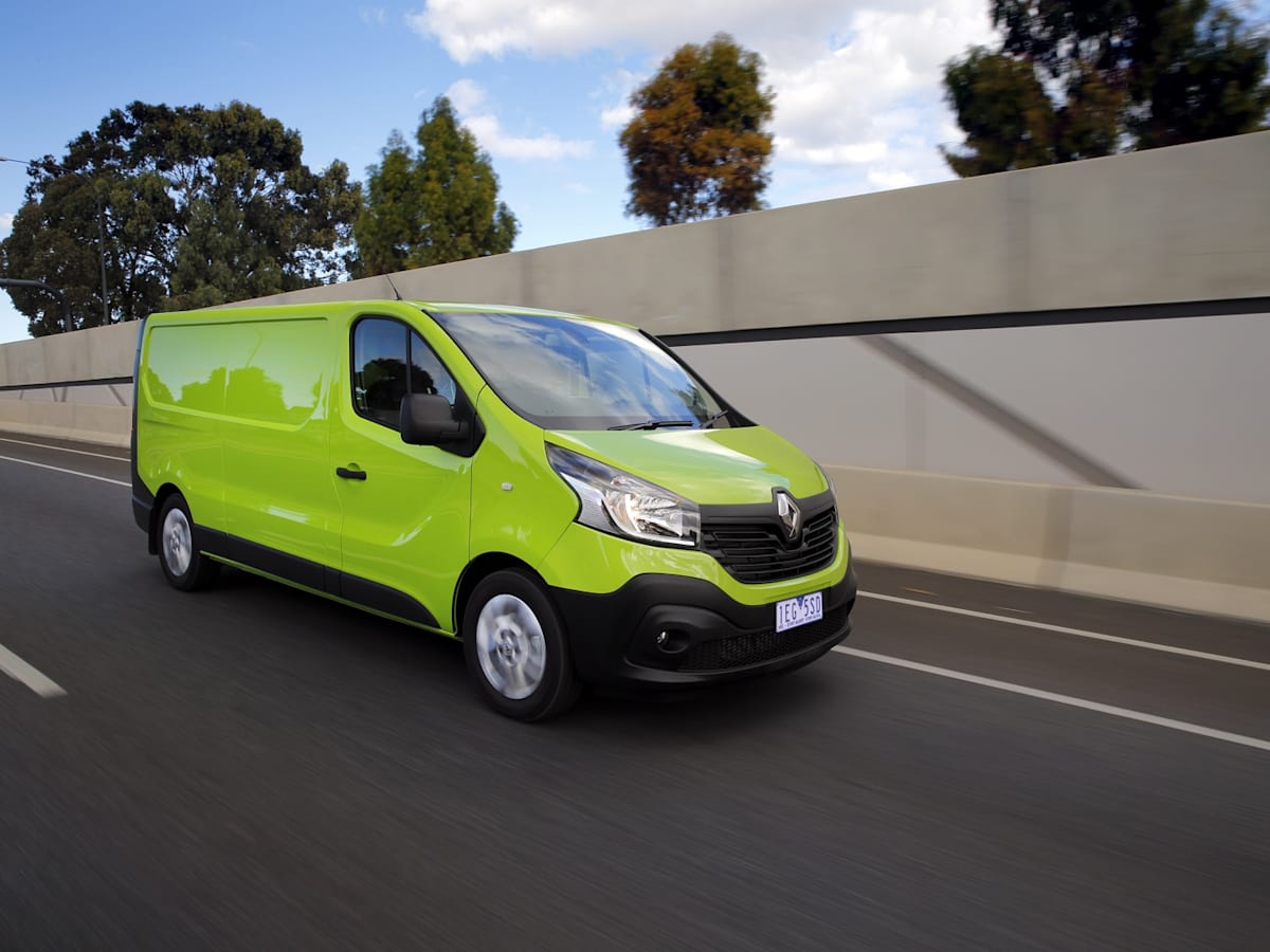 2015 Renault Trafic Review | CarAdvice