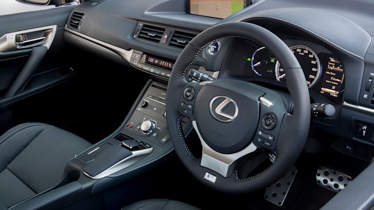 2018 Lexus Ct200h Pricing And Specs Caradvice