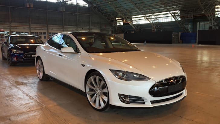 2016 Tesla Model S Dual Motor Range Launches In Australia