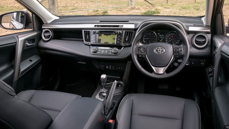 2018 Toyota Rav4 Pricing And Specs Caradvice