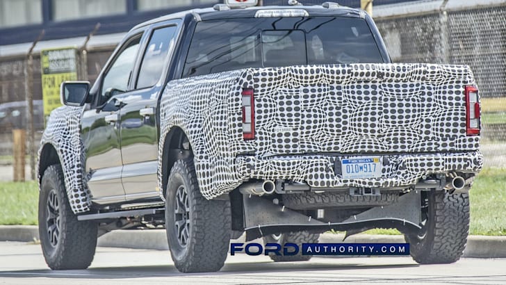 2021 Ford F 150 Raptor To Offer Turbo V6 And Supercharged V8 Variants Update Twin Turbo V6 Confirmed As Base Engine Caradvice