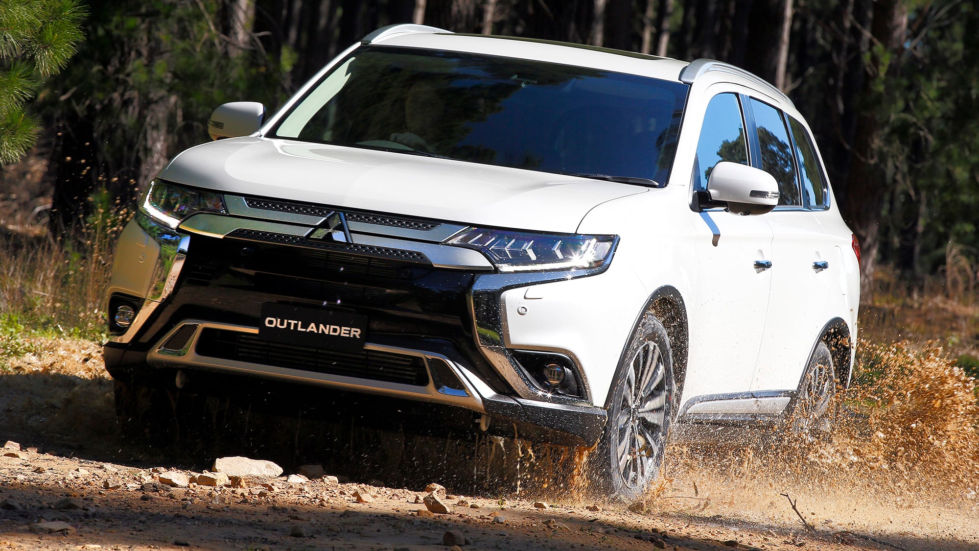 26 HQ Images Mitsubishi Outlander Sport 2020 Specs - 2020 Mitsubishi Outlander Sport Review Trims Specs Price New Interior Features Exterior Design And Specifications Carbuzz