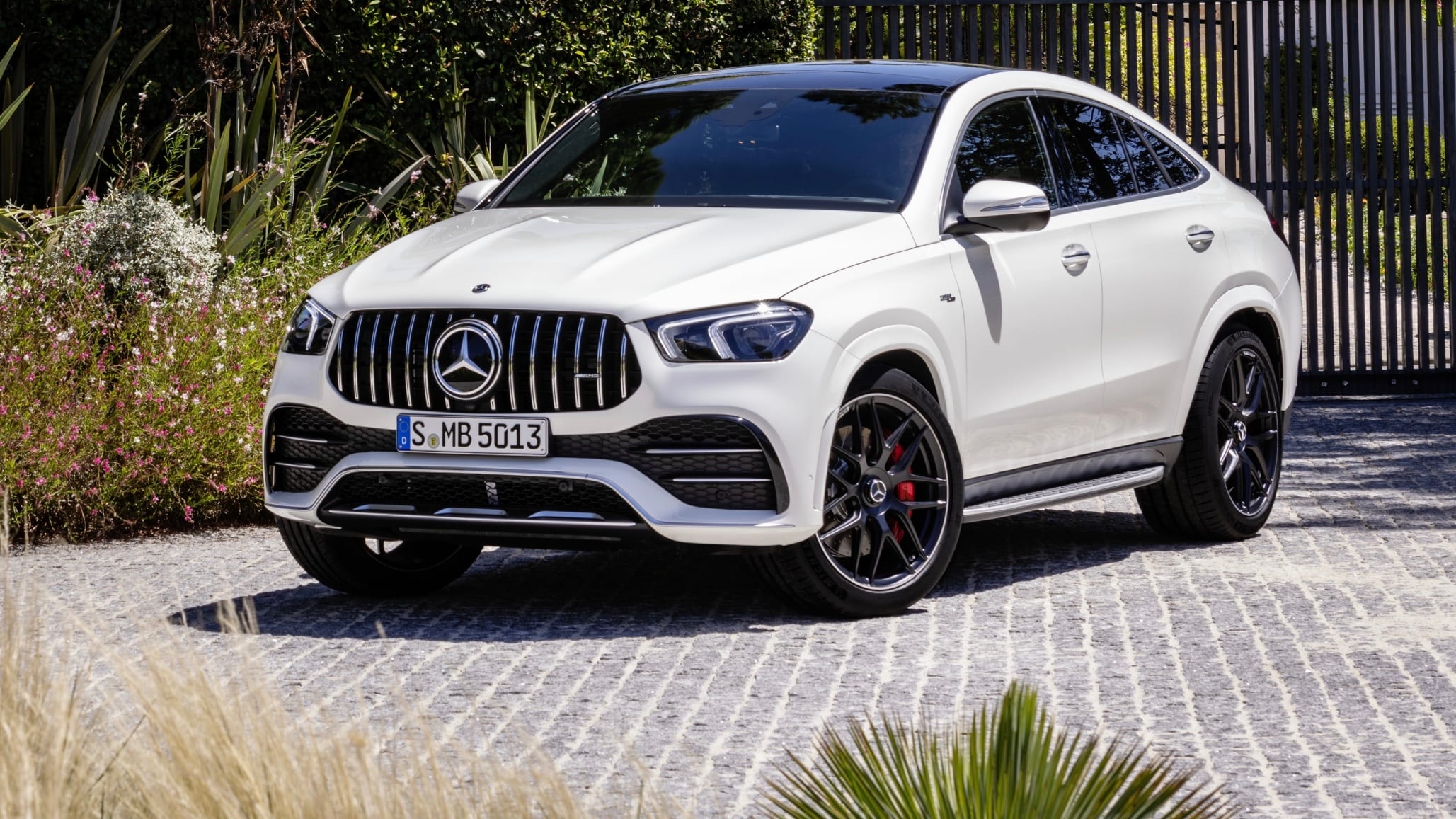 21 Mercedes Benz Gle Coupe 21 Amg Gle Coupe Price And Specs Caradvice