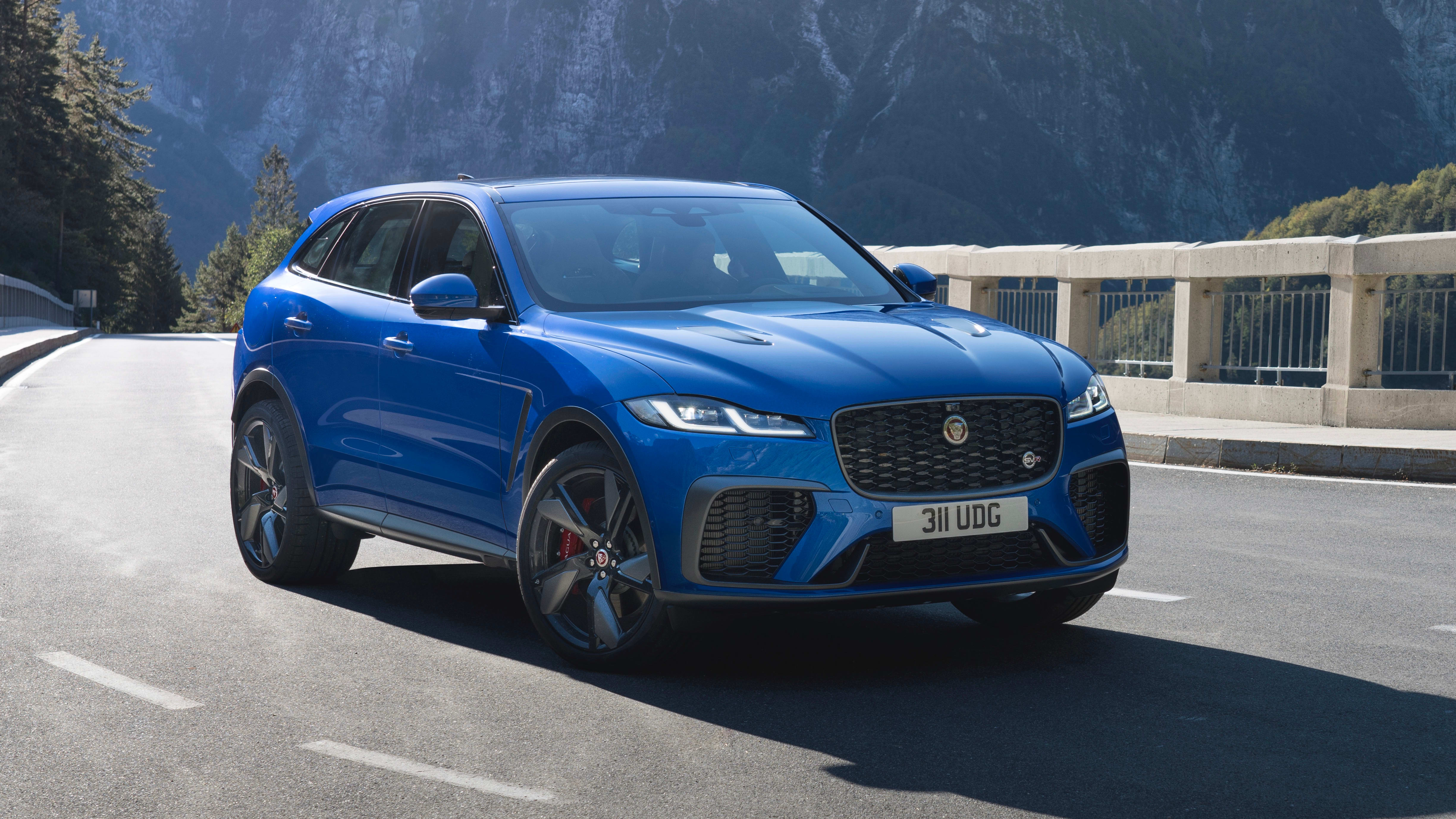 21 Jaguar F Pace Svr Price And Specs High Performance Suv Updated Caradvice