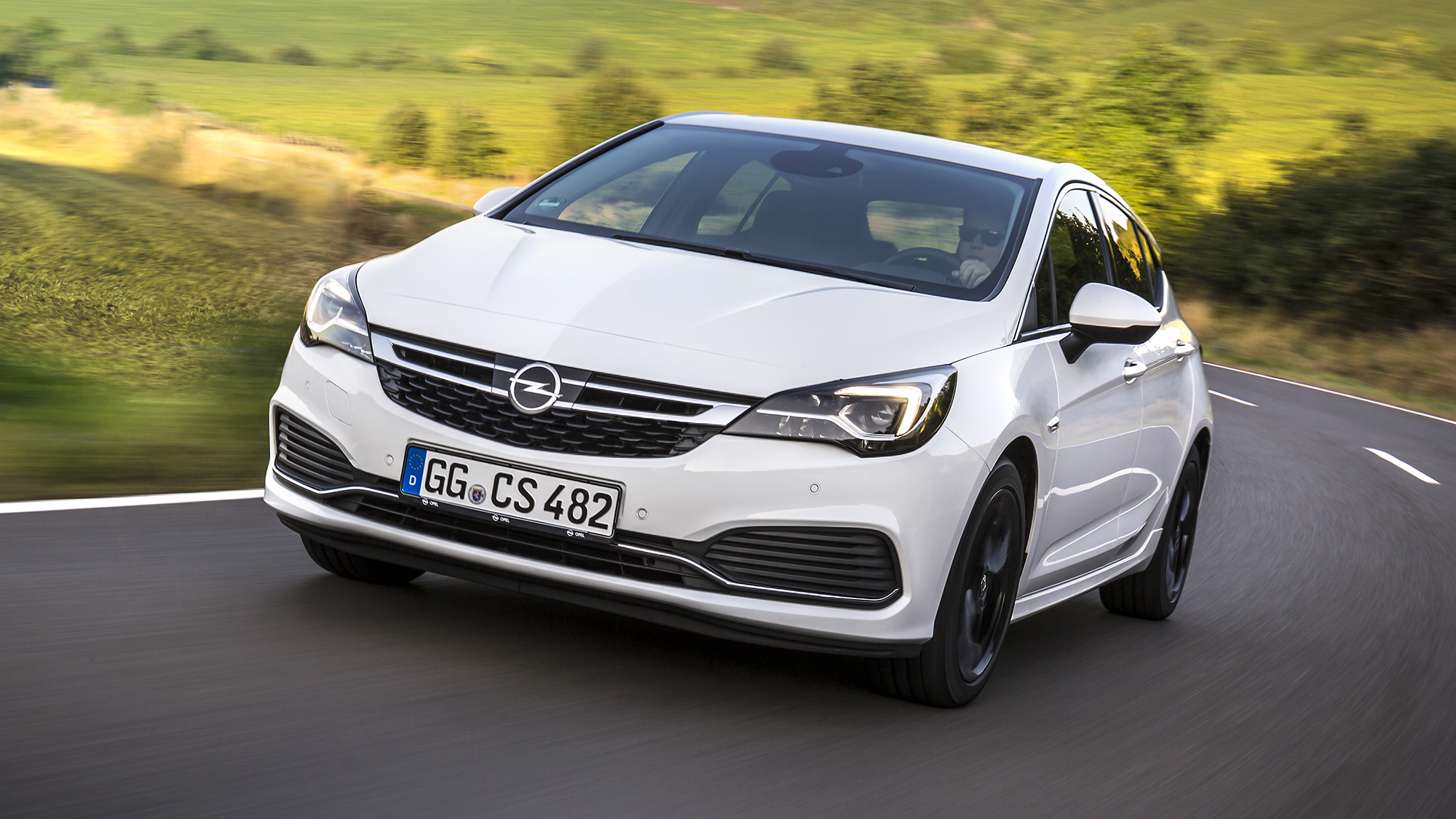 Opel Astra Kombi 2021 : Opel Ireland Opel New Cars Vans ...