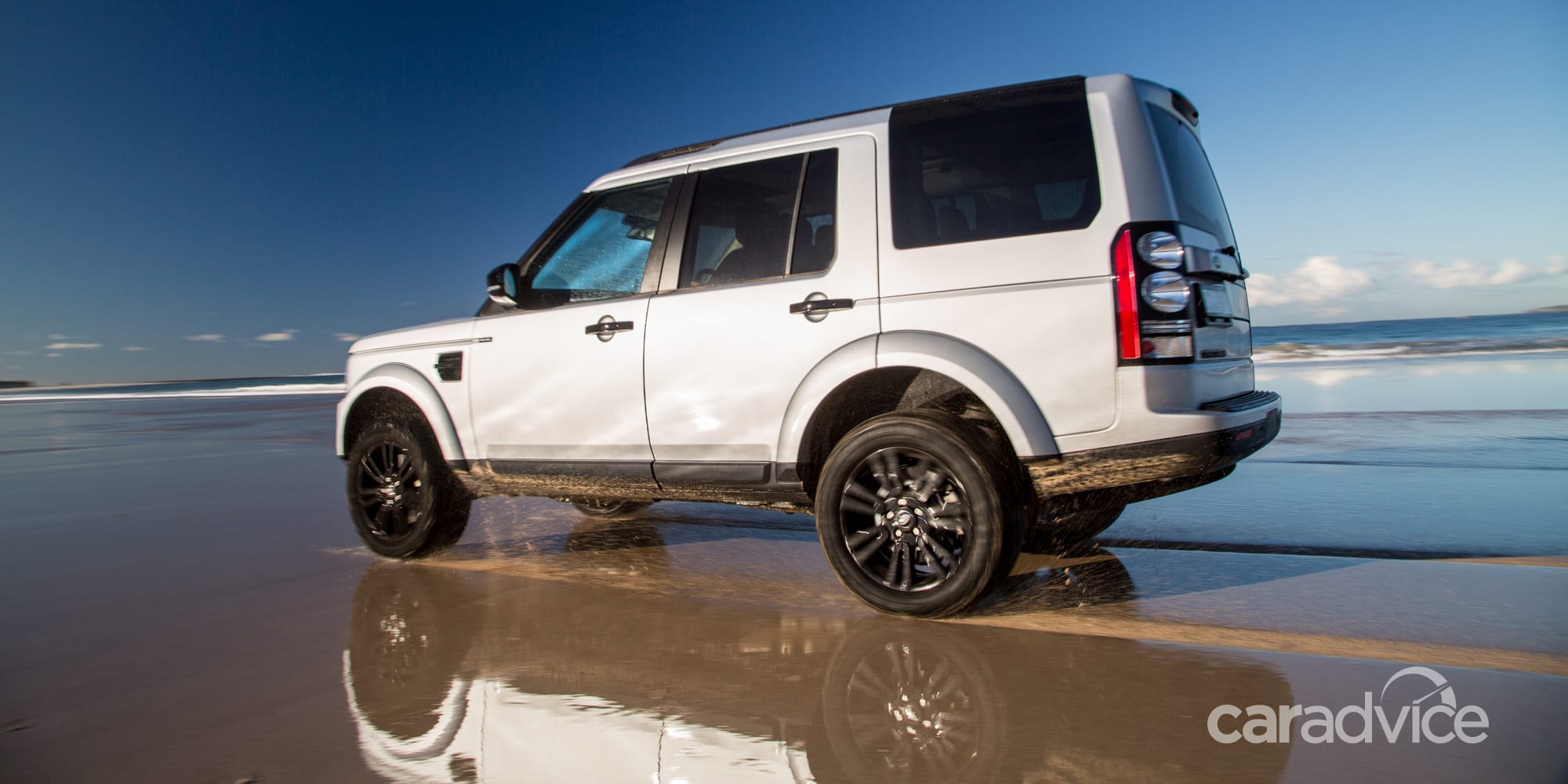 landrover discovery back