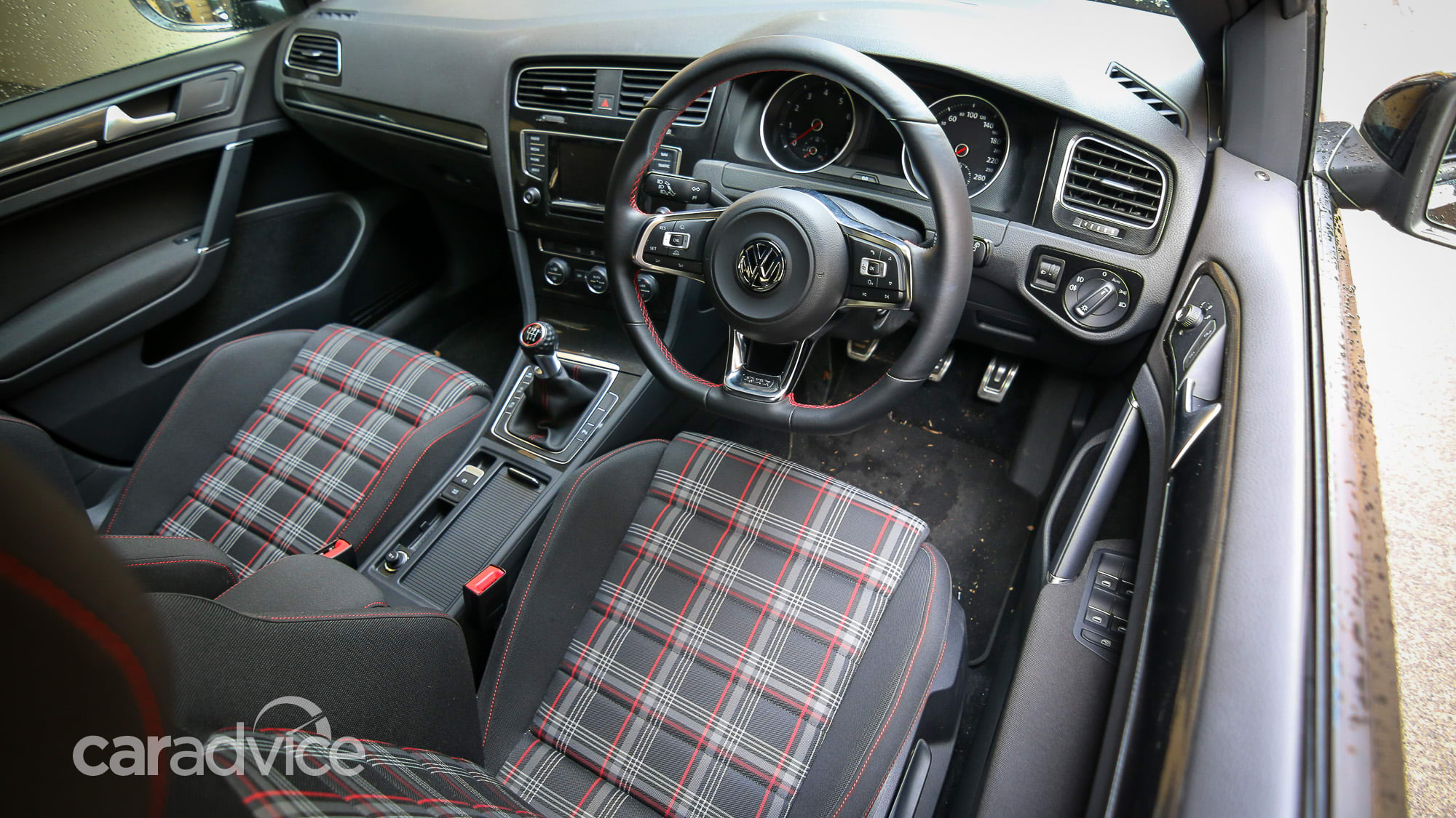 Volkswagen Golf GTI gearbox comparison : Manual v DSG | CarAdvice