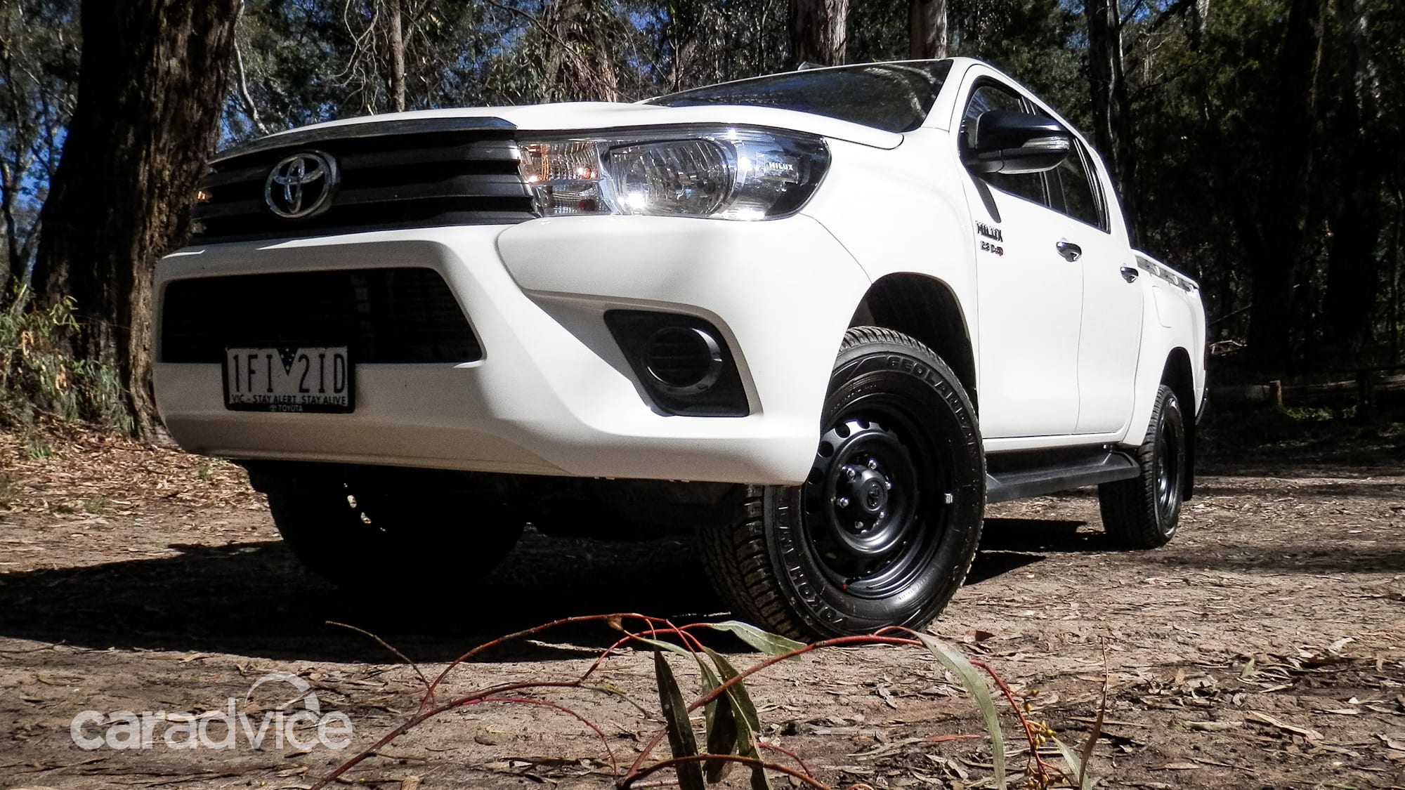 2016 Toyota Hilux Sr 4x4 Dual Cab Week With Review Caradvice